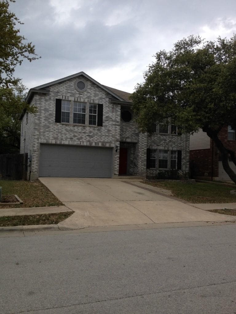 1803 Marysol Trl