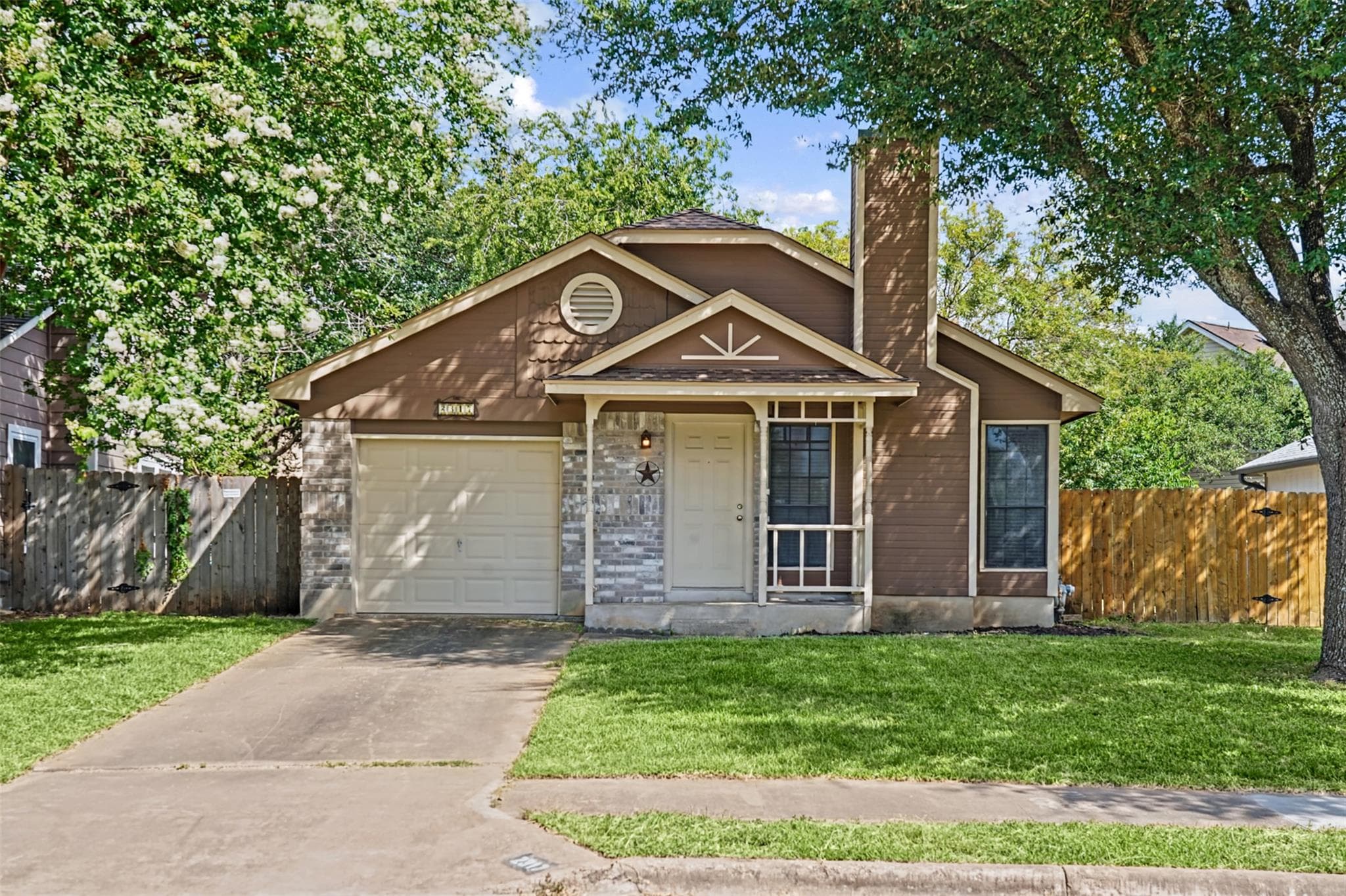 2317  Claudia June Ave