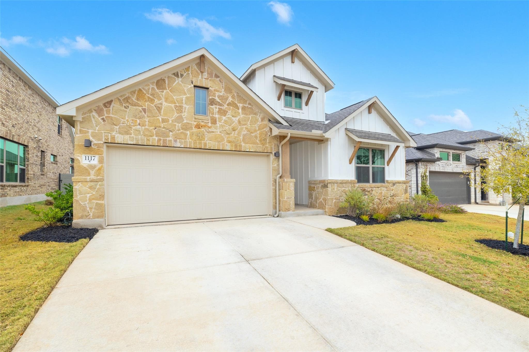 1117  Spring Gulch Ln