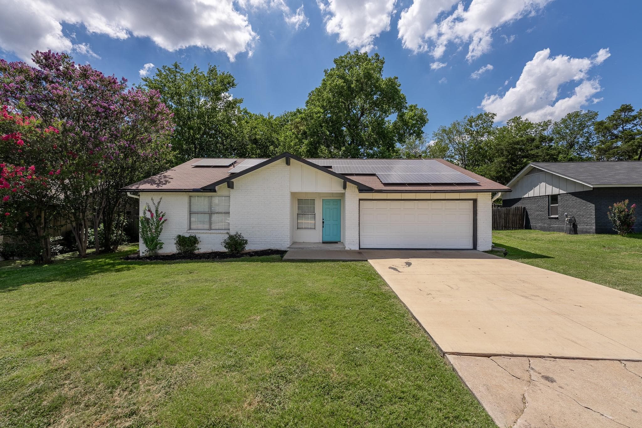 7300  Lazy Creek Dr