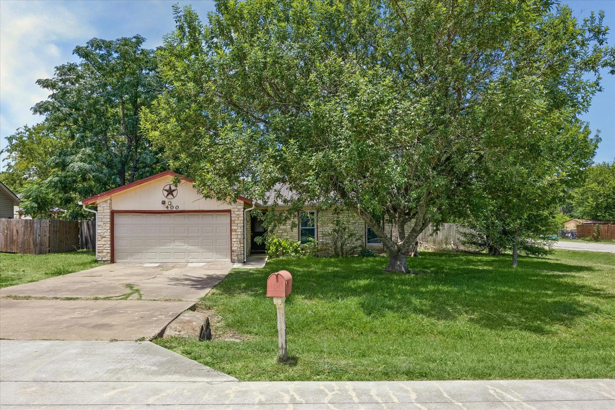 400  Bonita Vista Dr