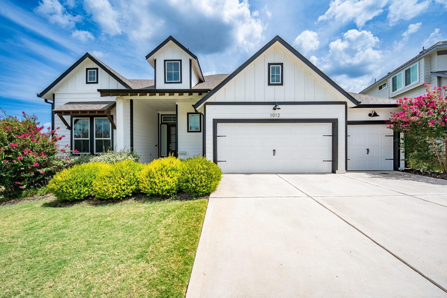 1012 Heartleaf Dr