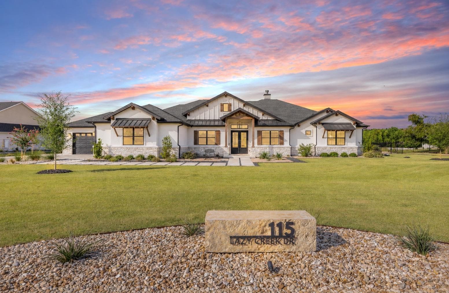 115 Lazy Creek Dr