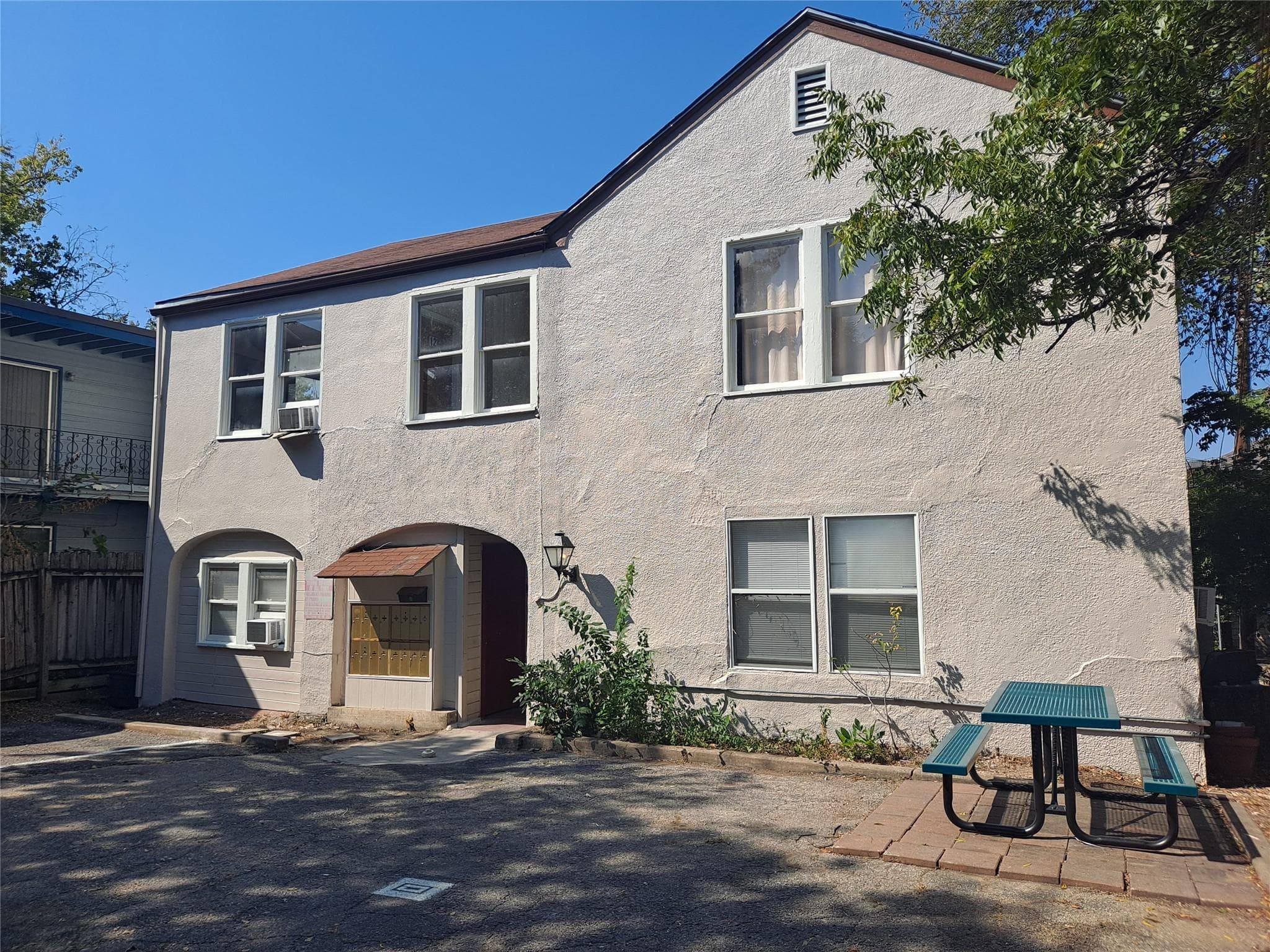 1906  San Gabriel St  #12