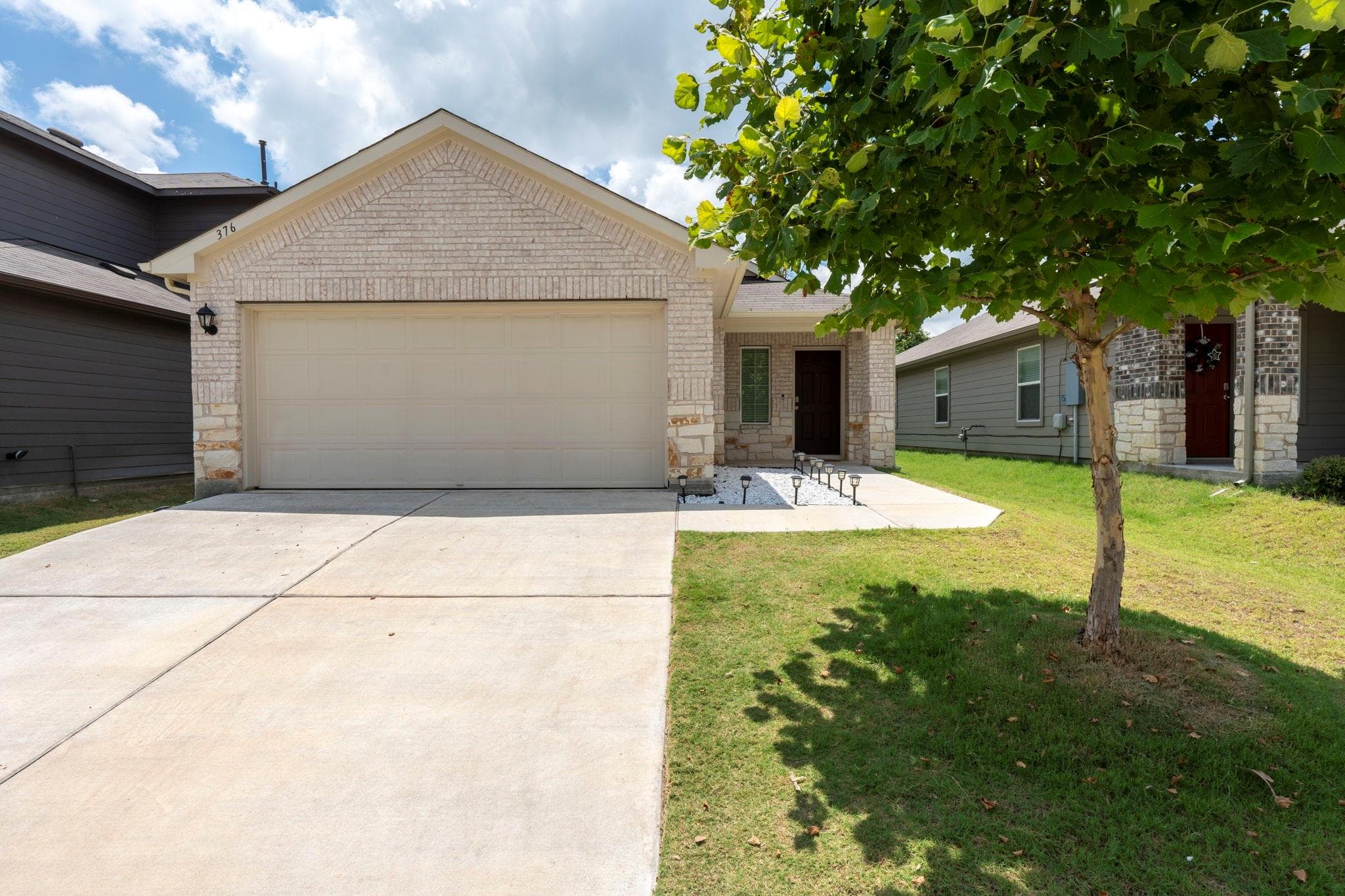 376  Euclid Ln