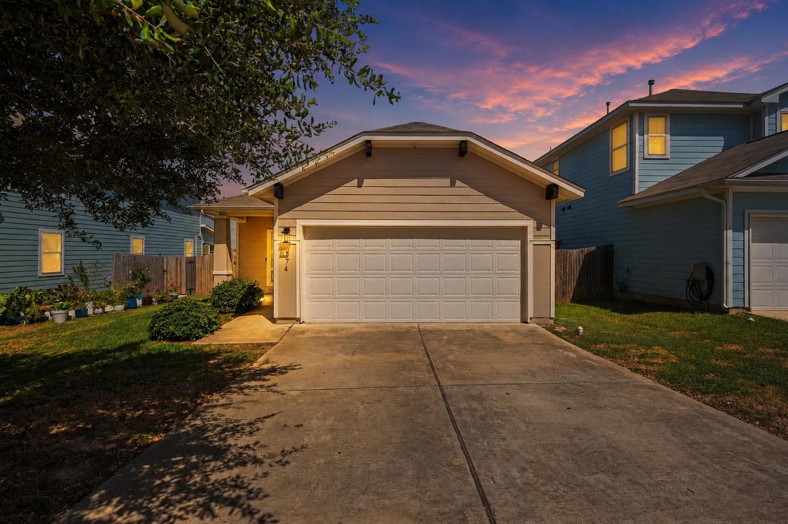 374  Triumph Rd