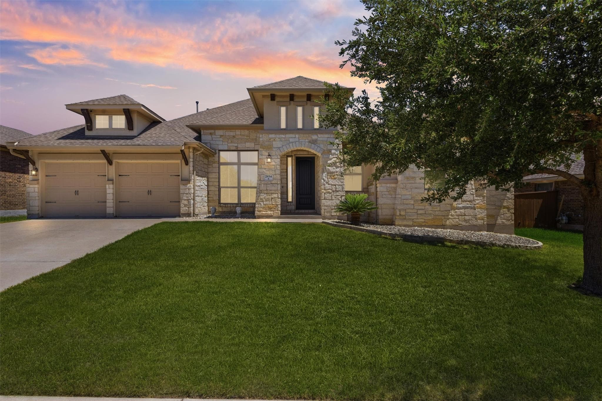 2834  Diego Ct