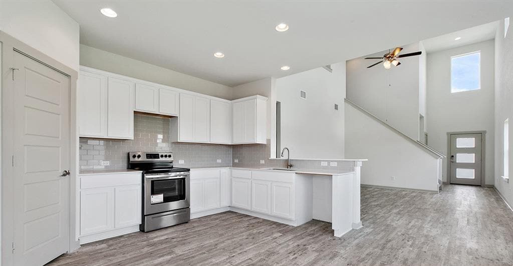 128 New Hampton Way