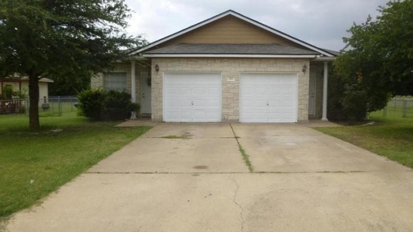 501  Tablerock Cir  #B