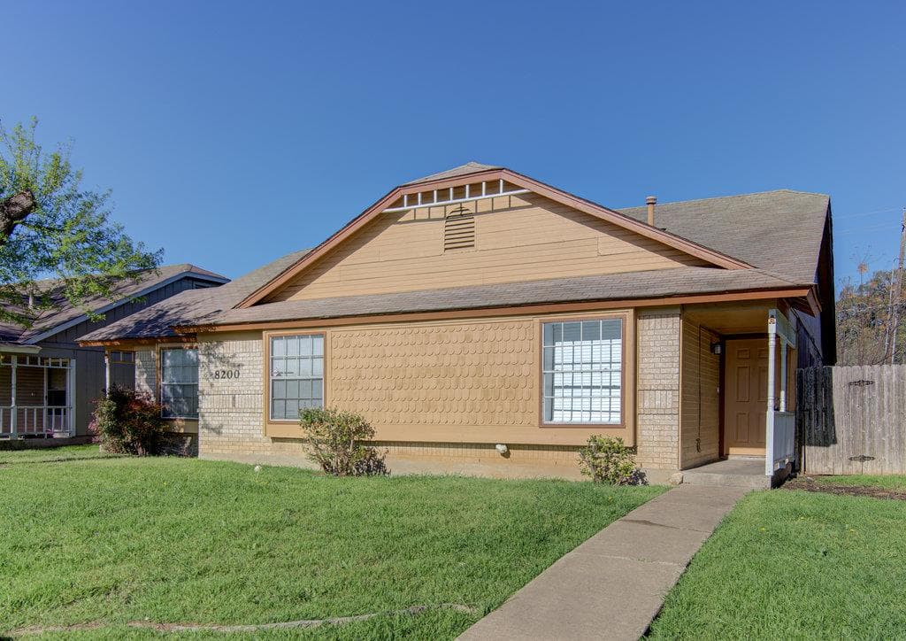 8200  West Gate Blvd  #A