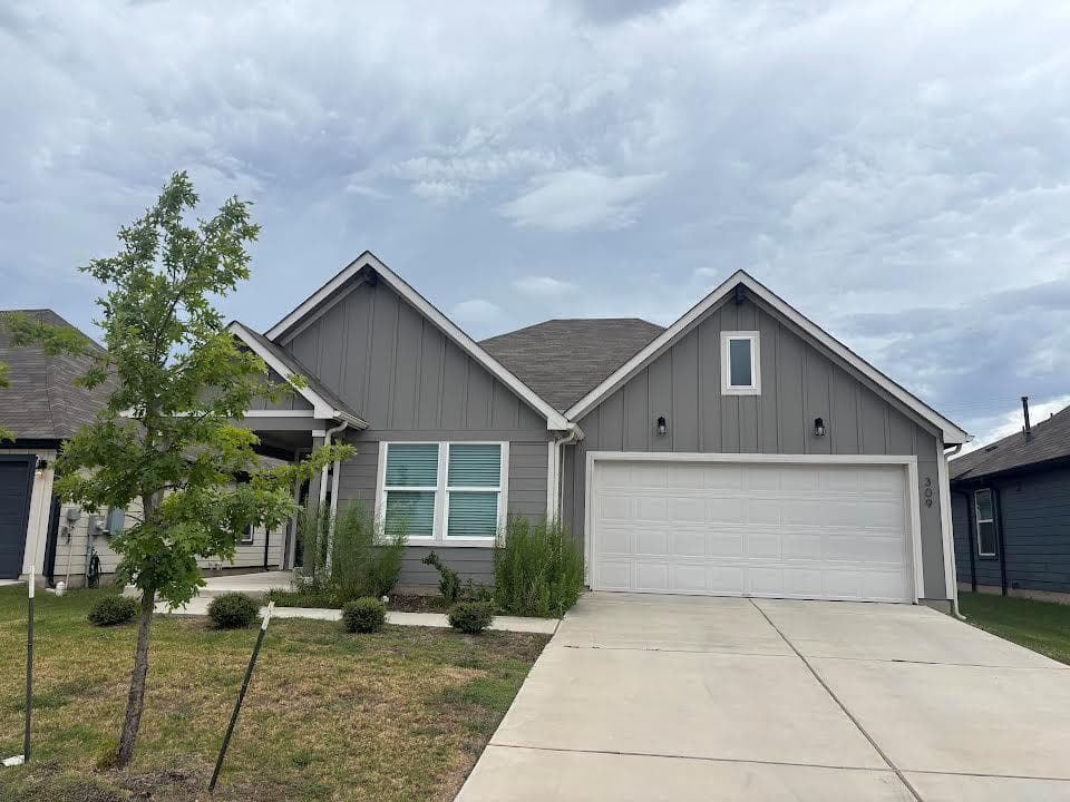 309  Mulberry Creek Ln