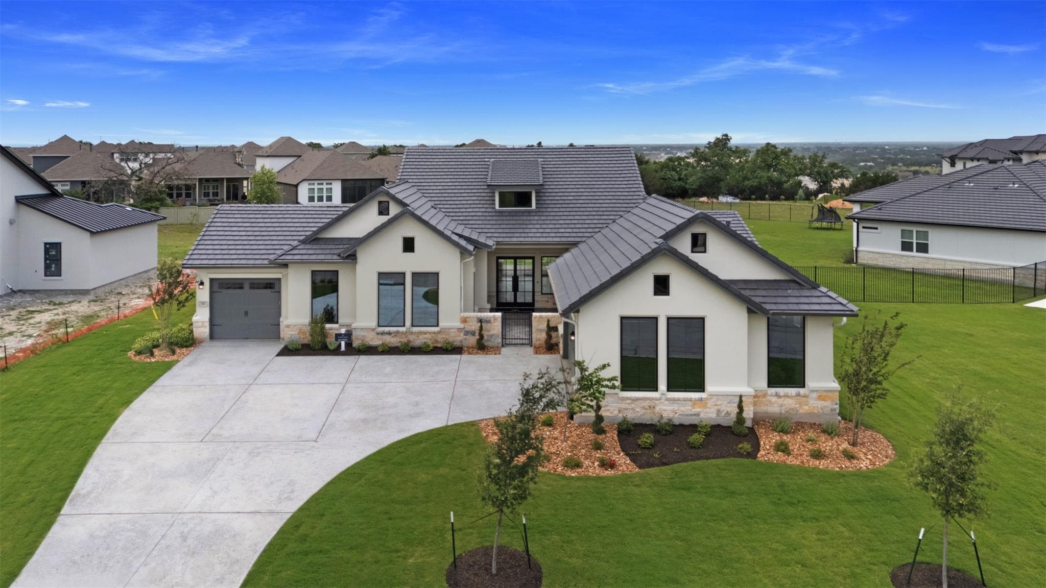 121  La Ventana Dr