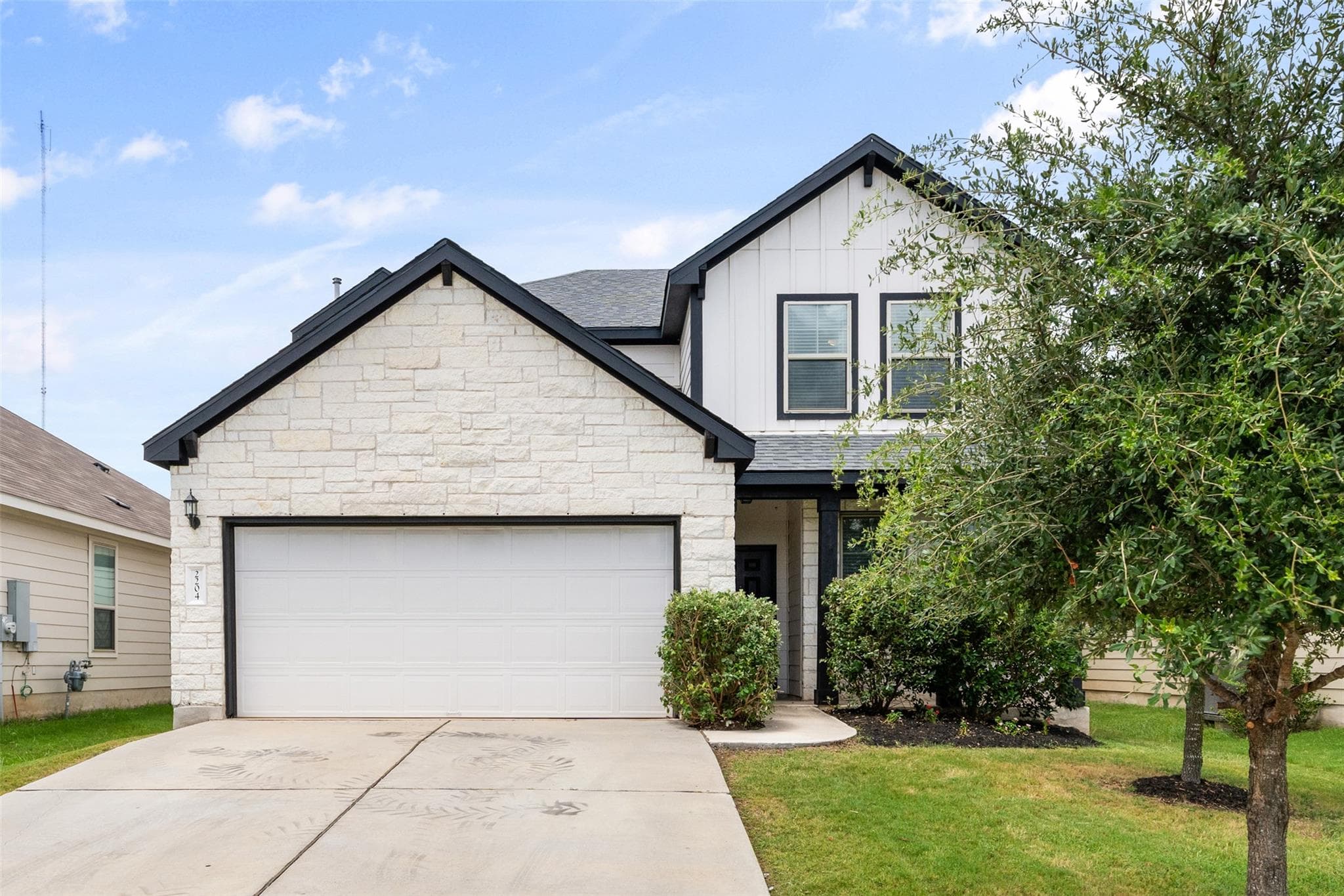 2204  Cliffbrake Way