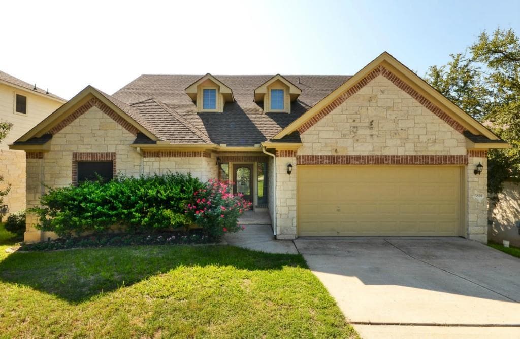 3839  Laurel Ridge Dr N