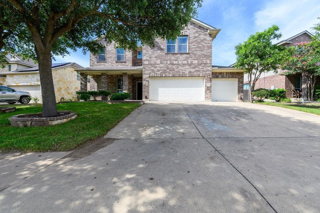 18613  Falcon Pointe Blvd
