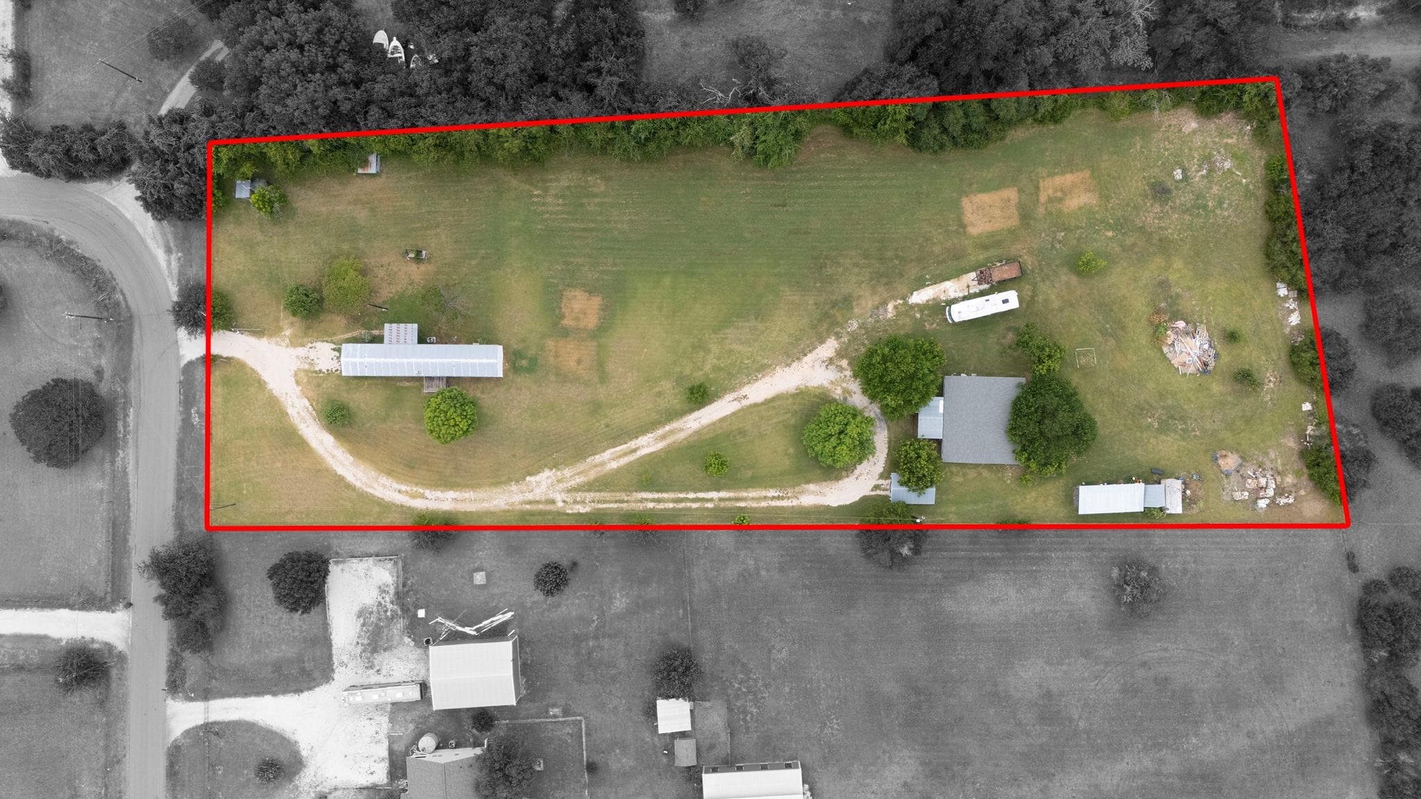 706  Phillip Ln