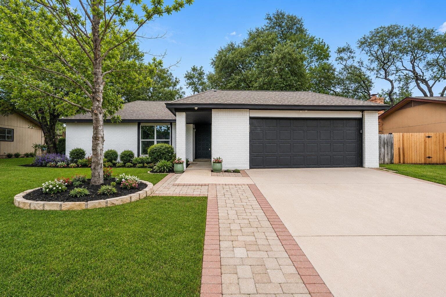 2110  Malvern Hill Dr