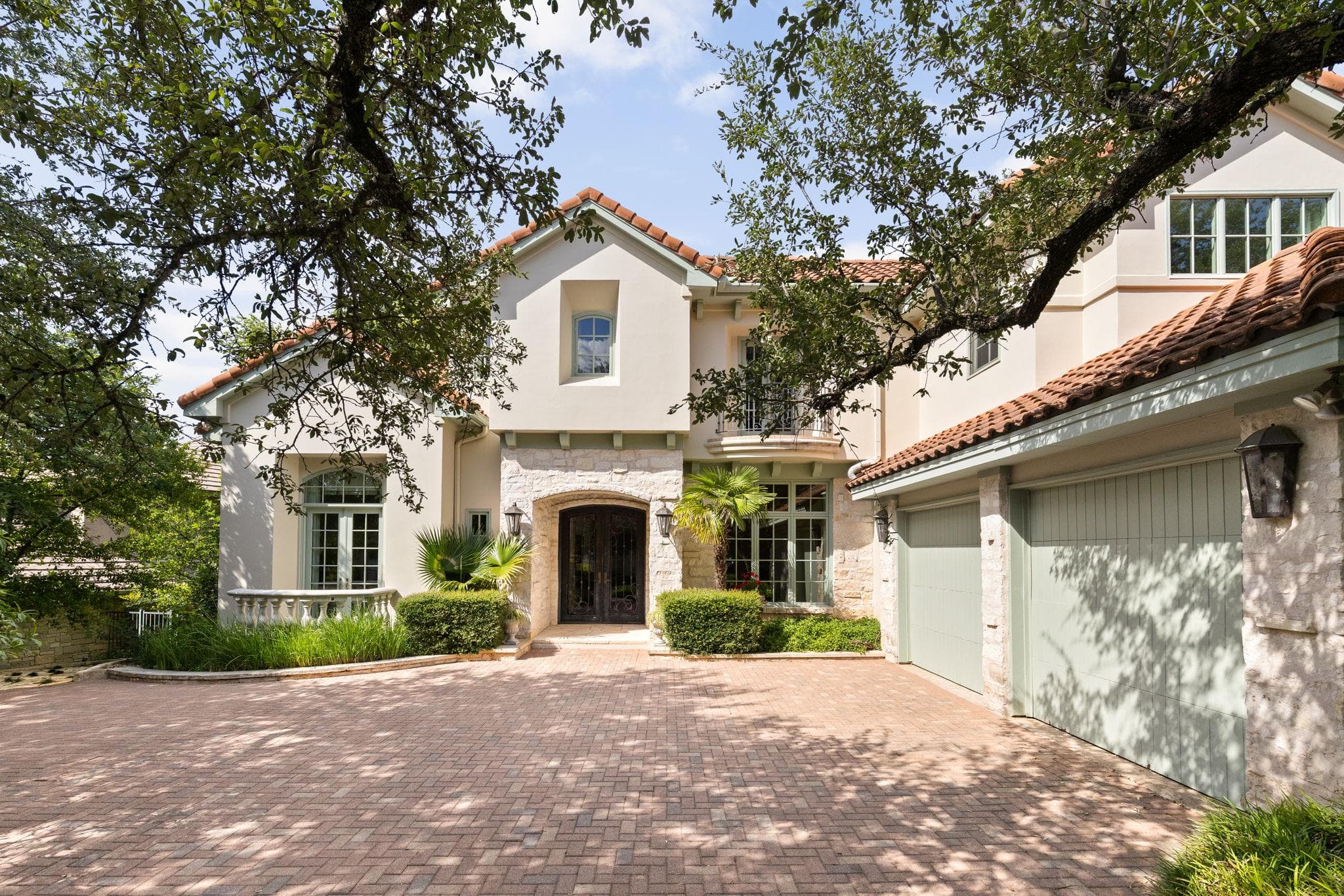2300 Barton Creek Blvd #27
