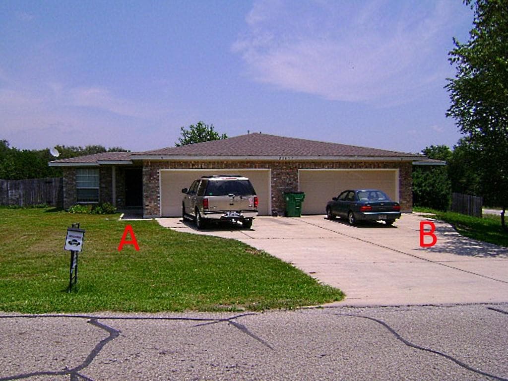 21637  Boggy Ford Rd