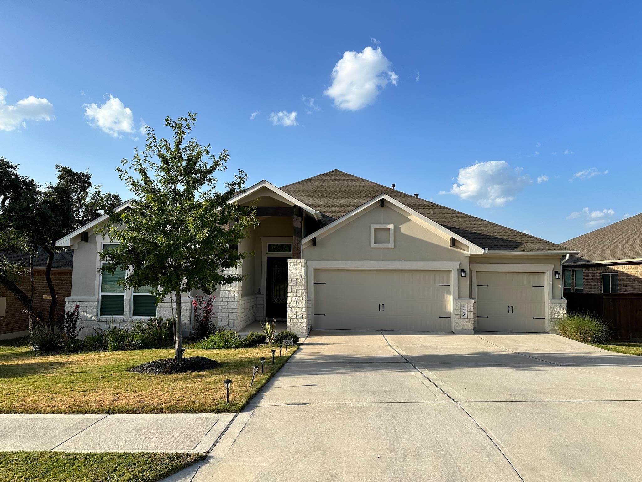 240 Brentwood Dr