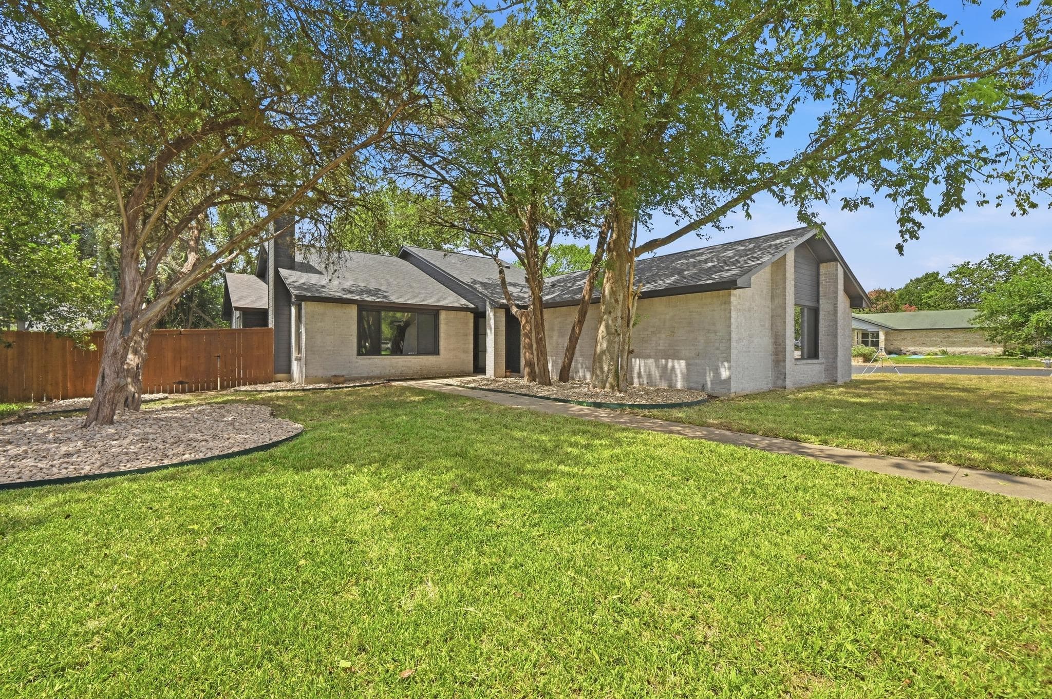 4013 Reynosa Dr