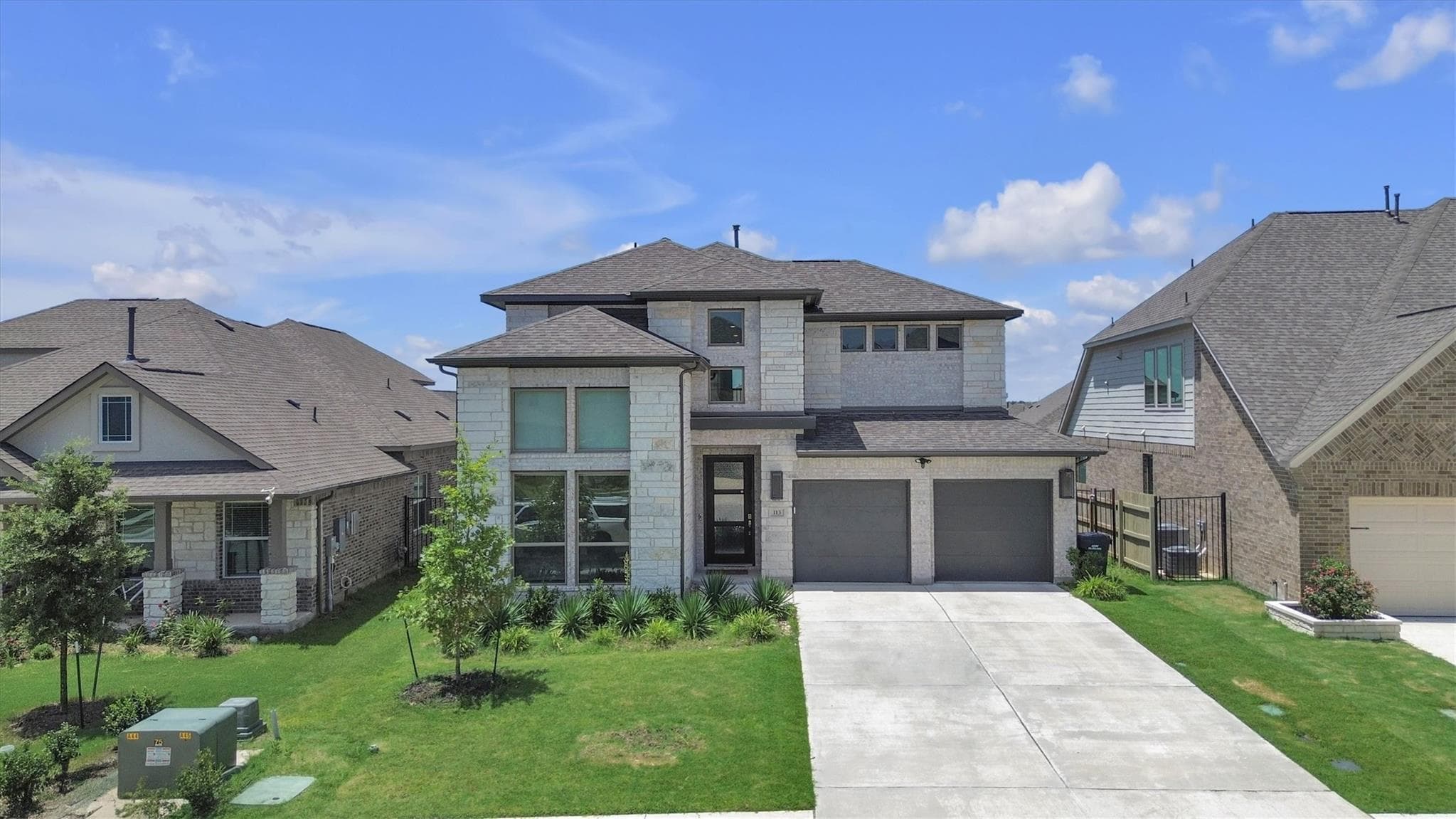 113 Lenera Dr