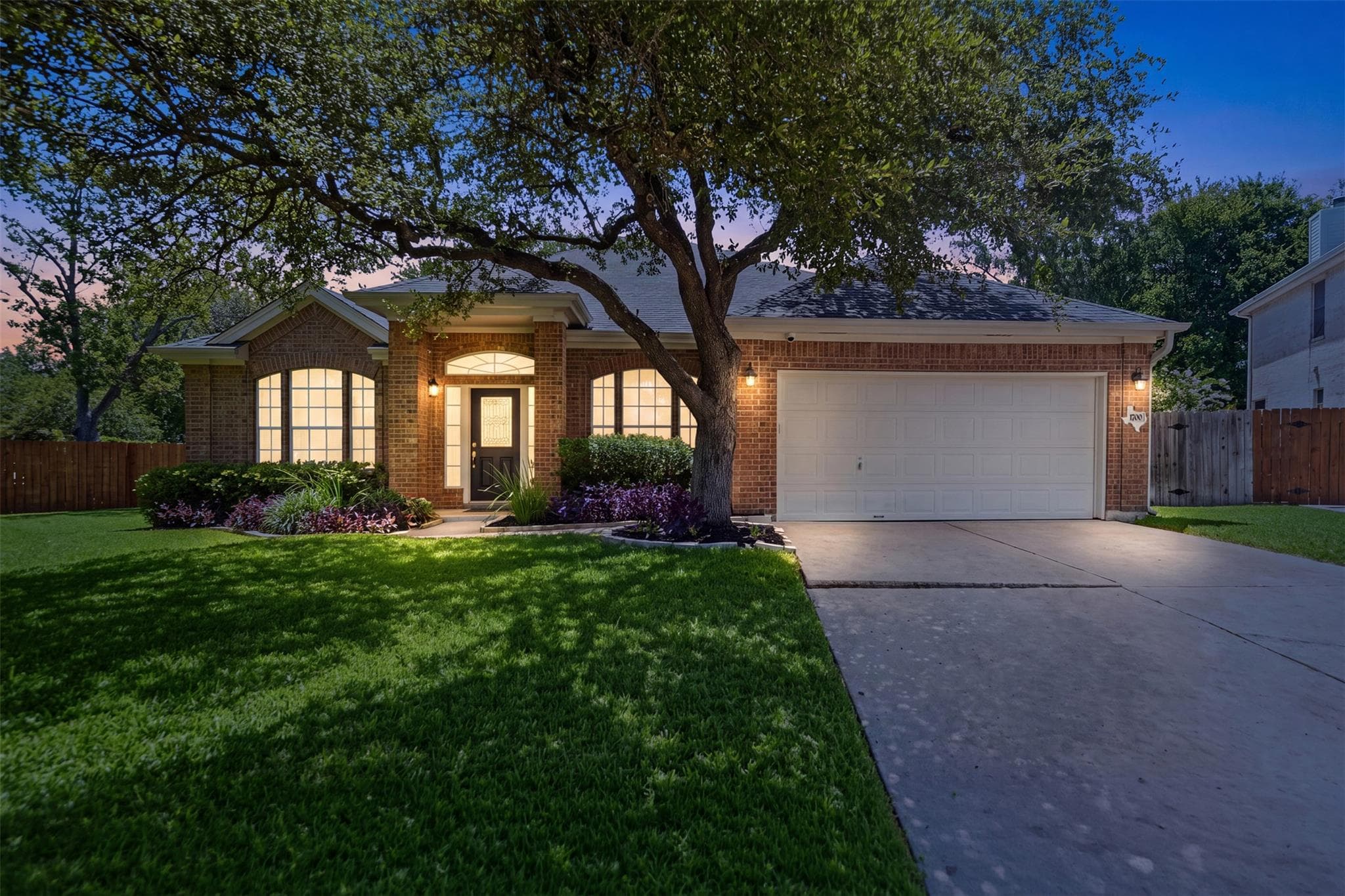1700  Clay Ln