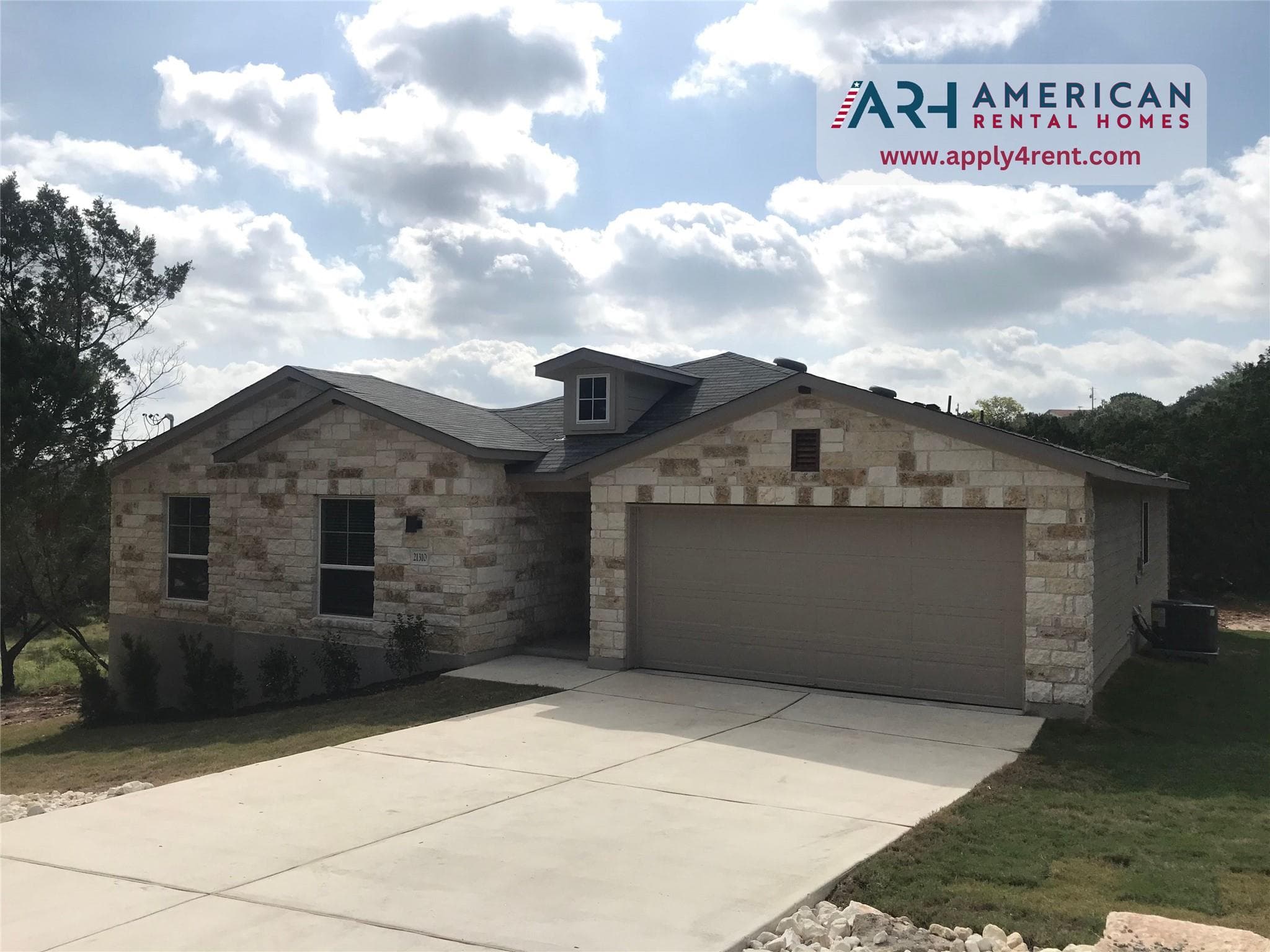 21310  Mount View Dr