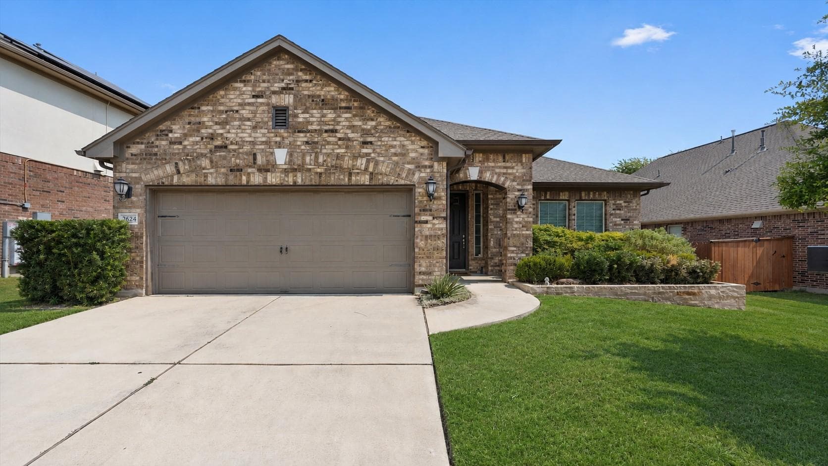 2624  Enza Dr