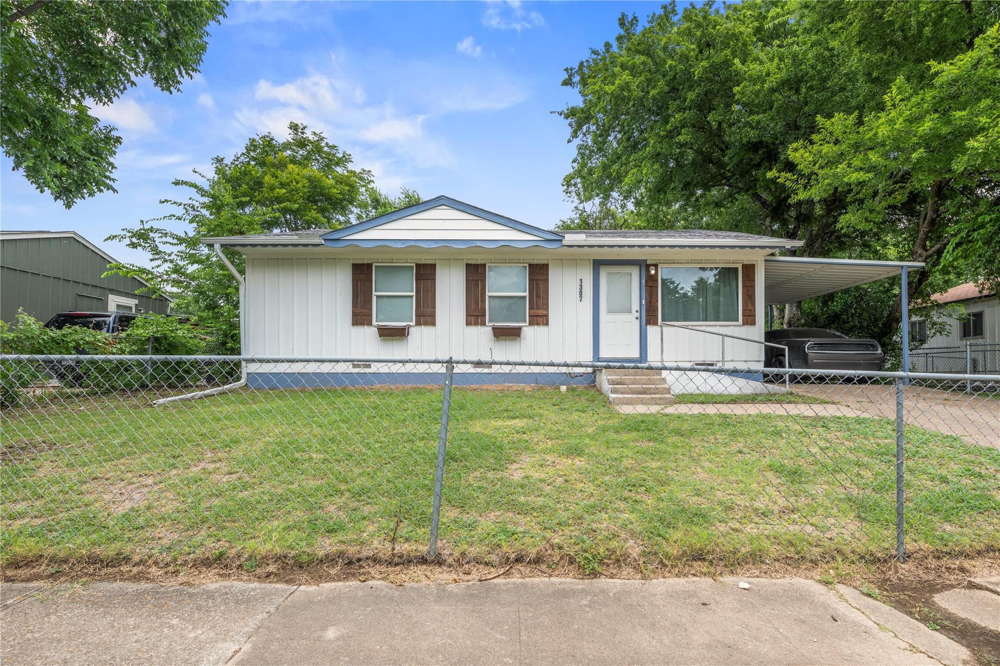1307  Greenwood Ave