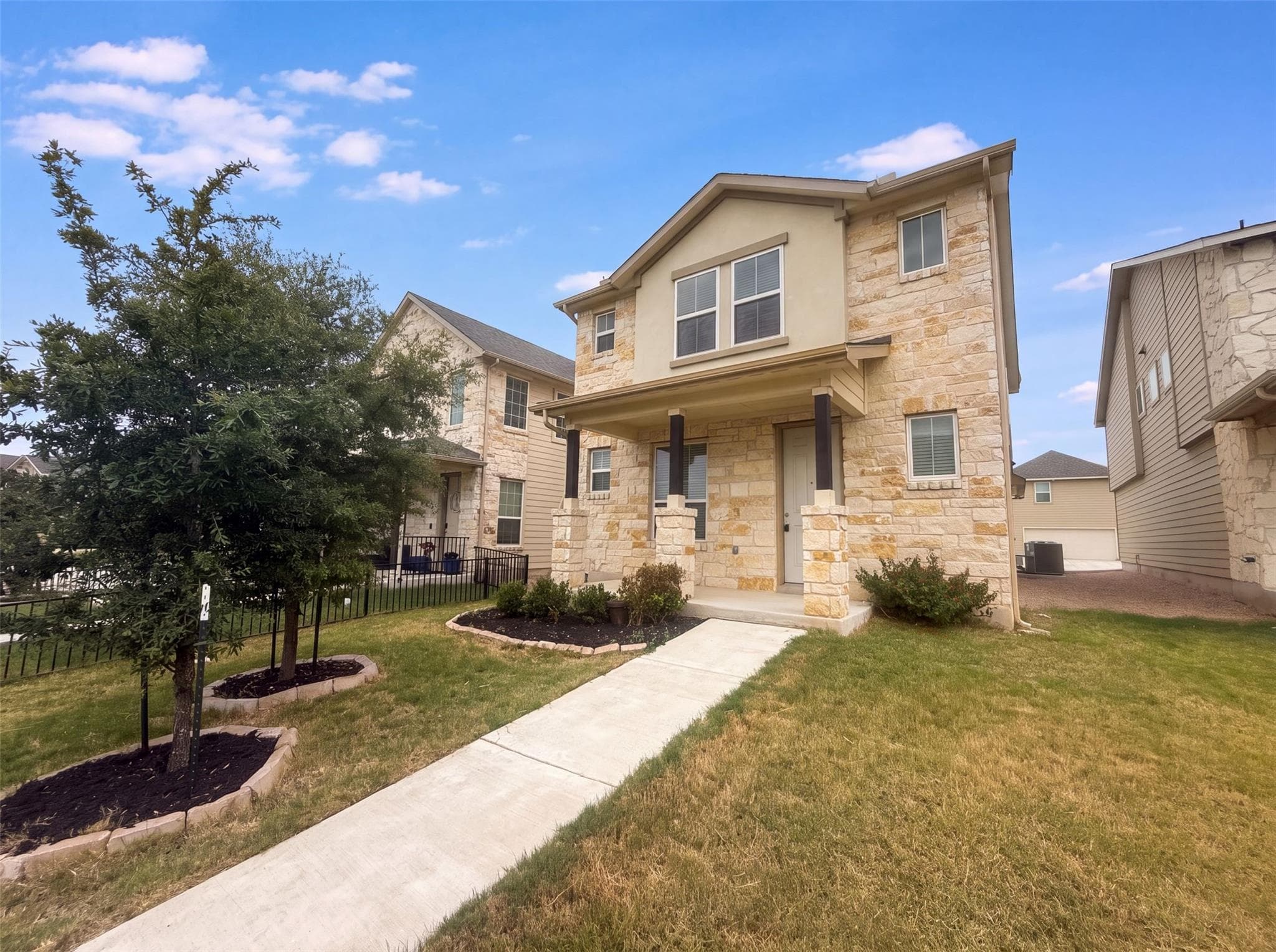 304  Lost Mine Peak Ln