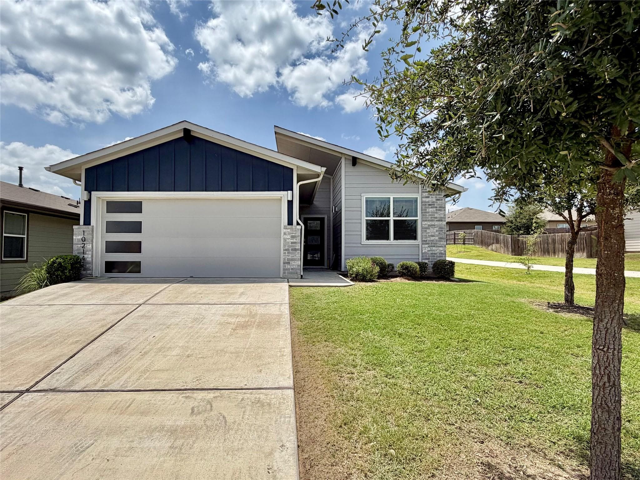 10214 Norshire Ln