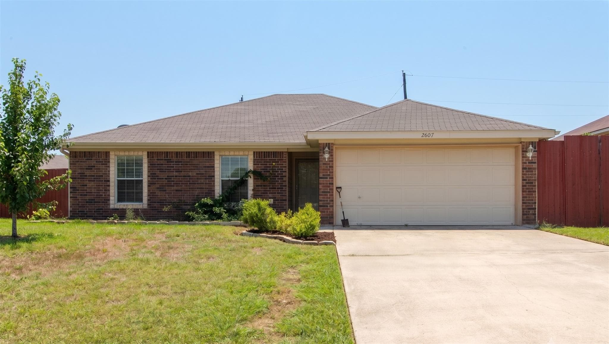 2607  Curtis Dr