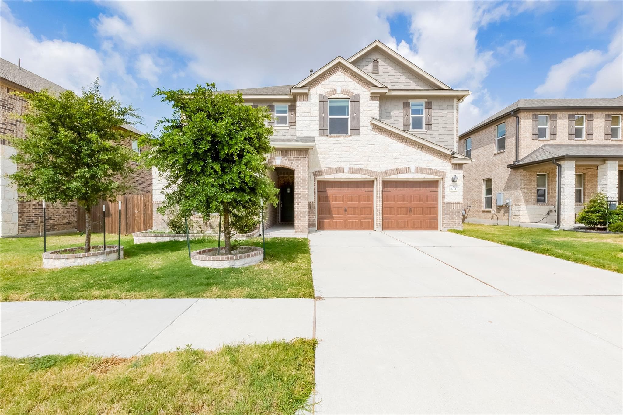 3712  Forino Dr