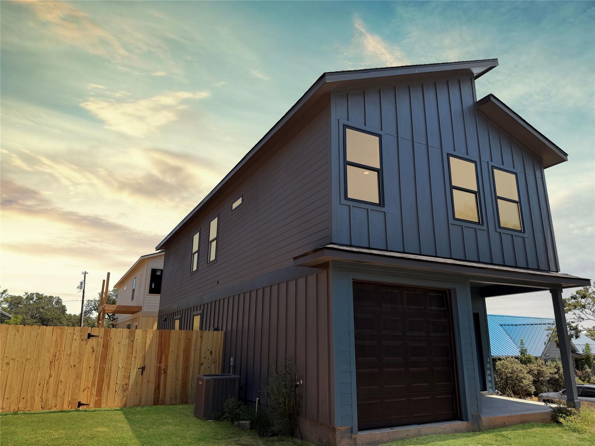 4103 Mountain View Dr