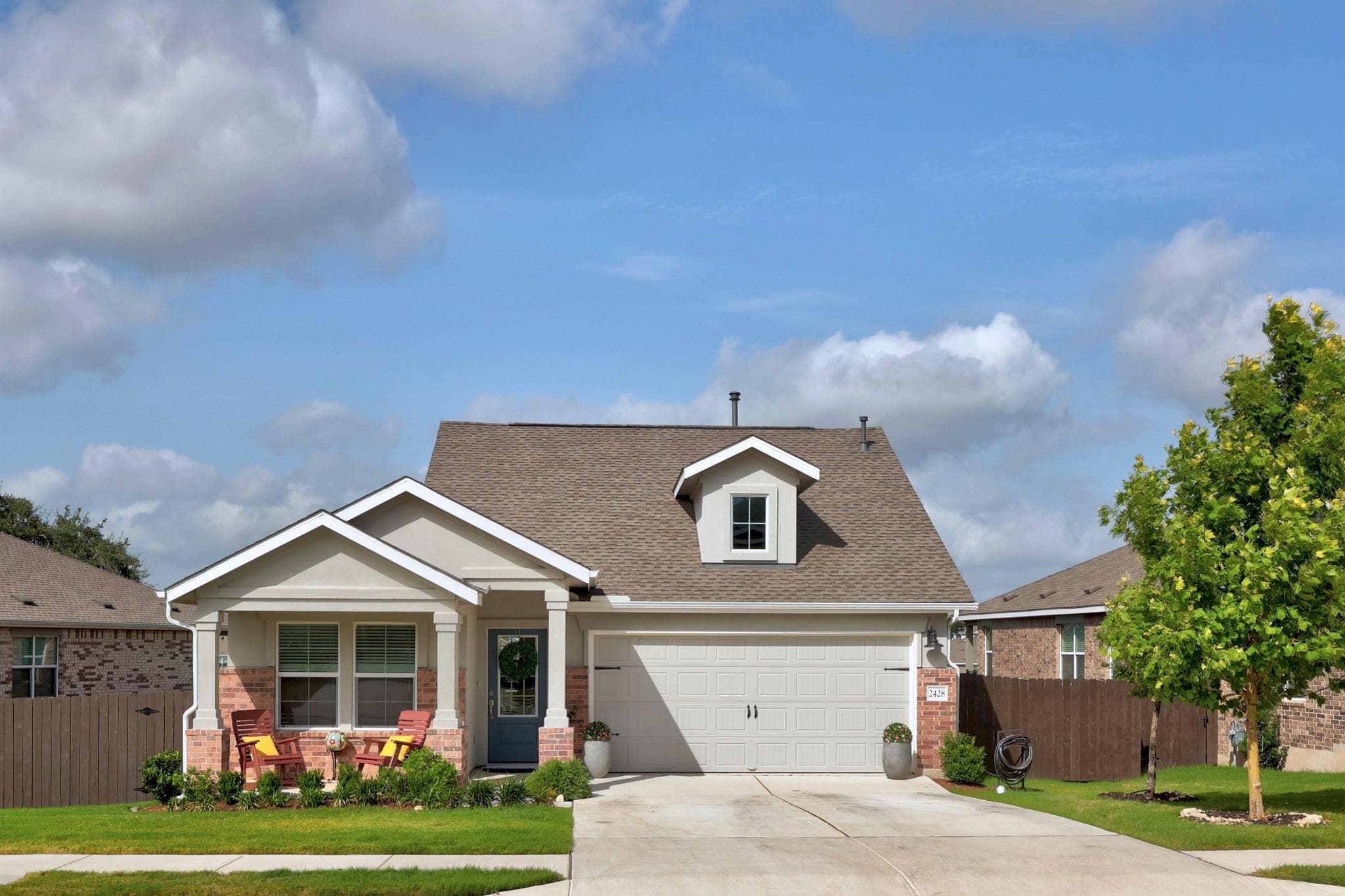 2428  Four Waters Loop
