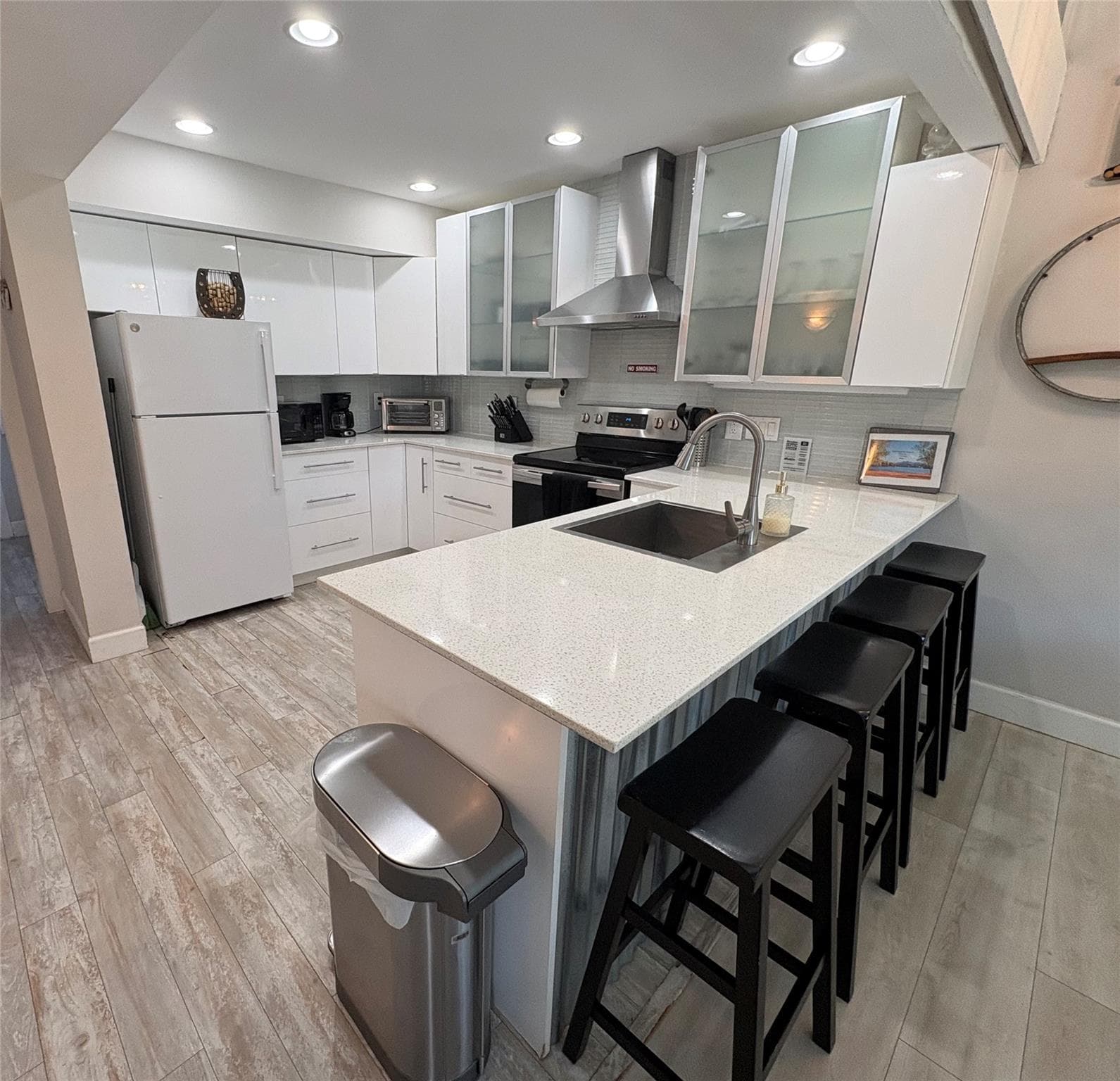 553  Demarett Dr