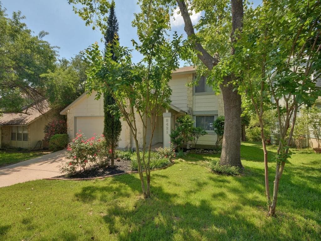 8421  Spring Valley Dr