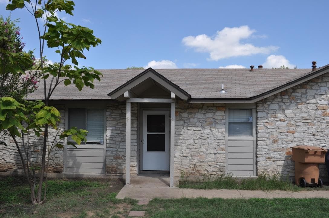 5916 A  Cherry Loop