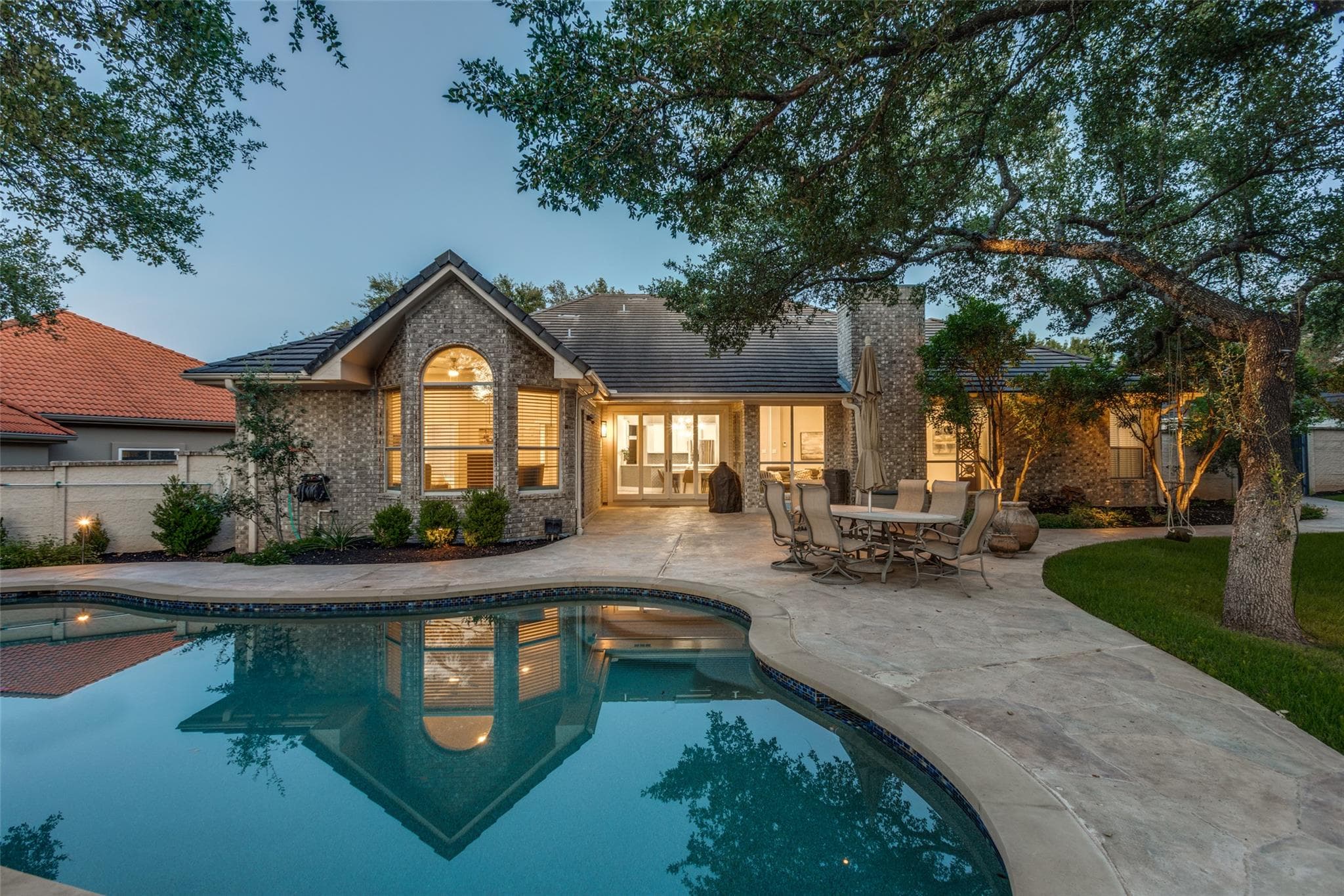 6  Stillmeadow Ct