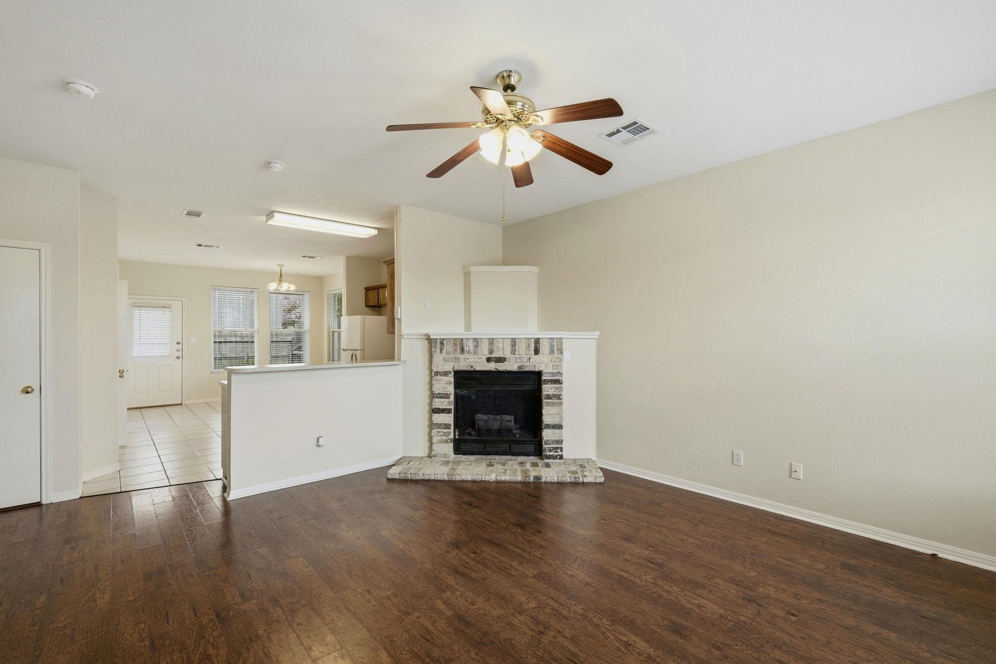 2215  Dry Creek Dr  #816