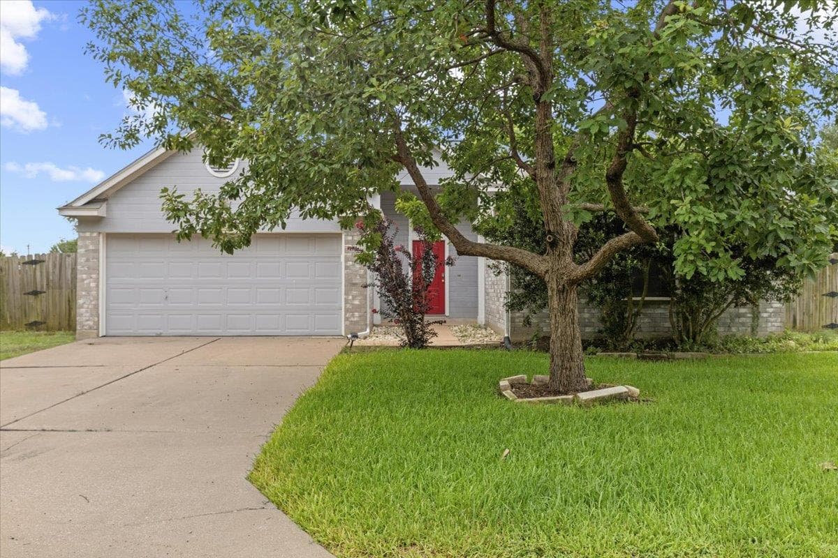 206 Evergreen Cir