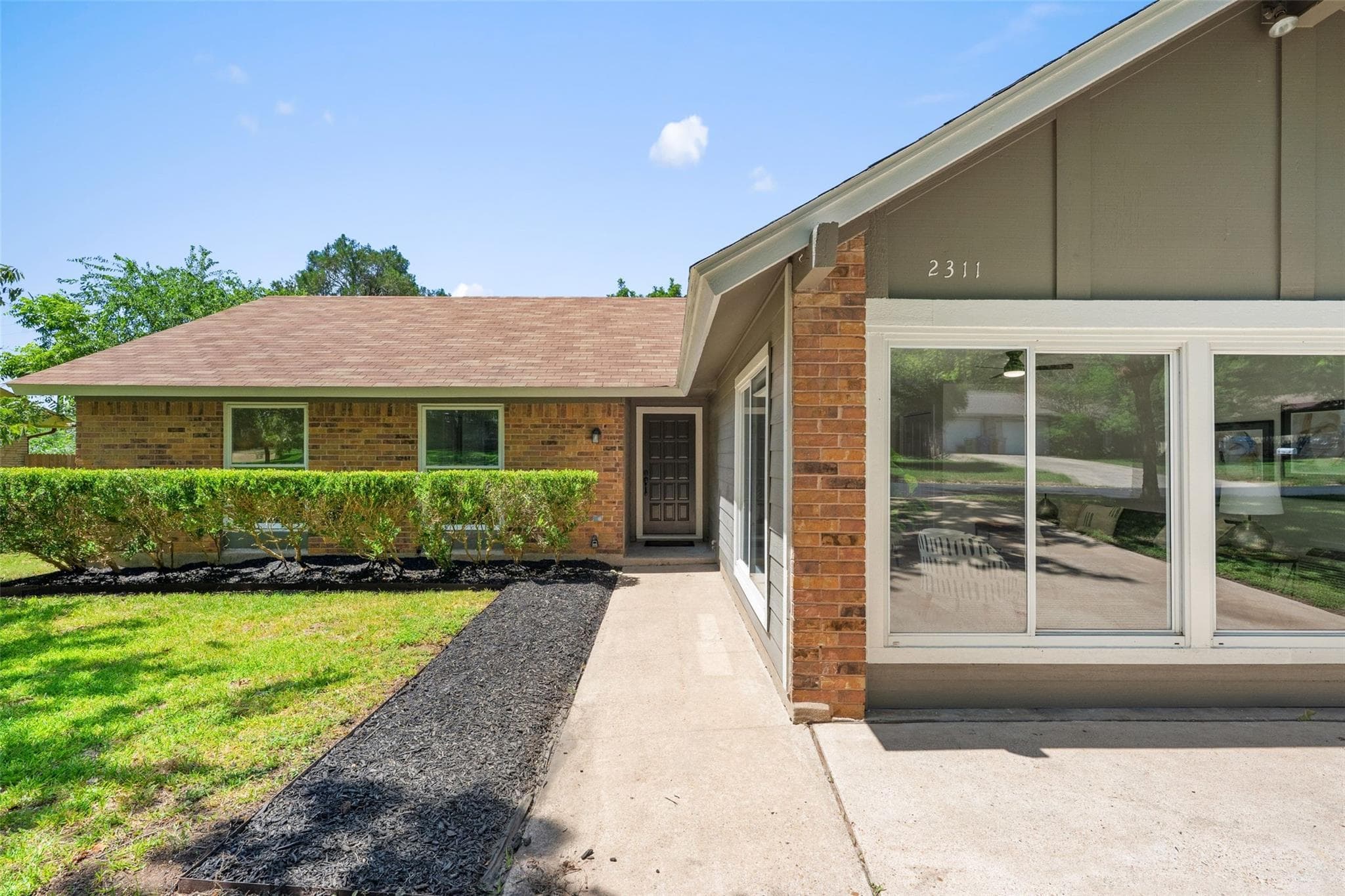 2311  Sheri Oak Ln
