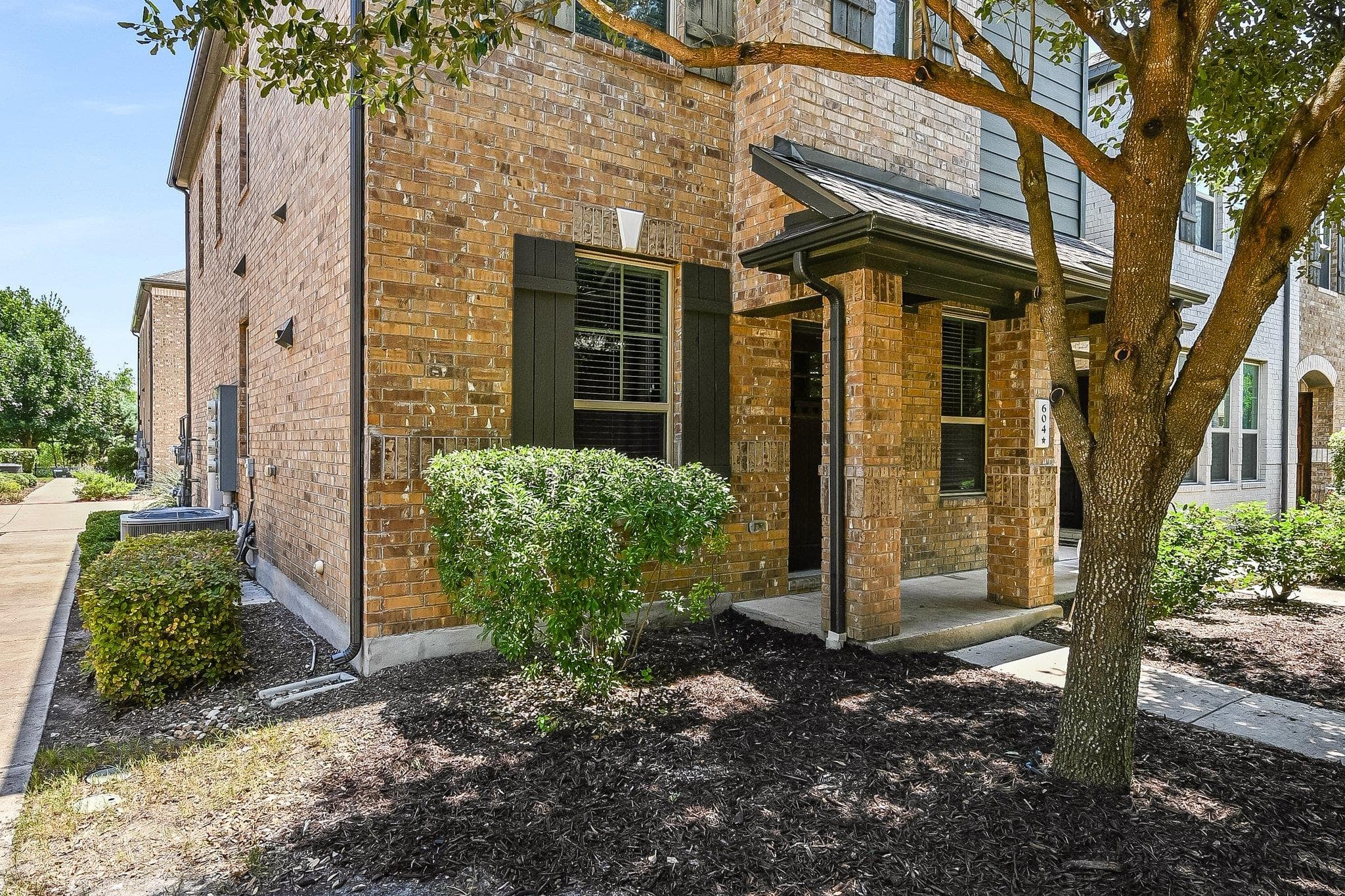7220  Wyoming Springs Drive Dr  #604