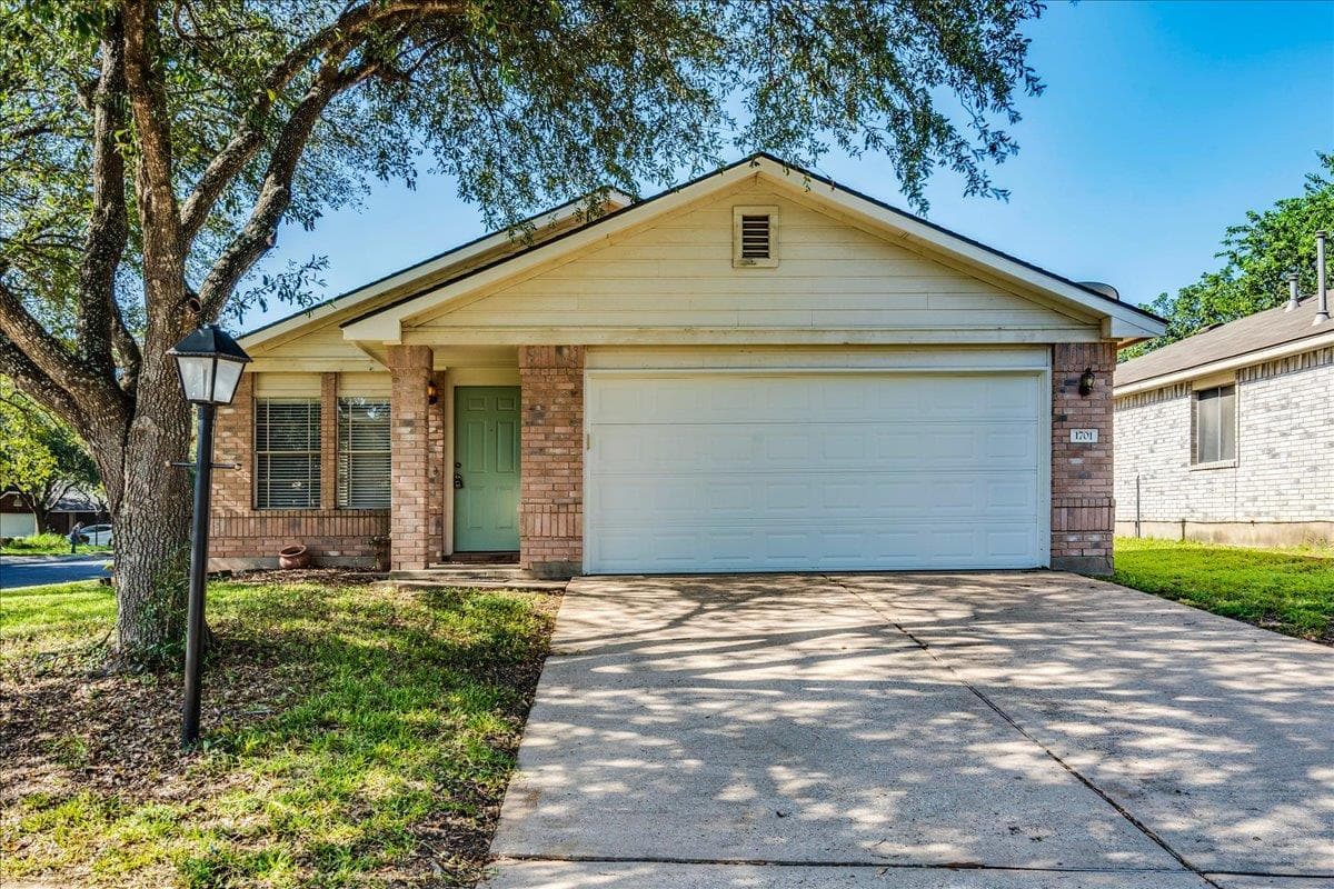 1701  Friars Tale Ln
