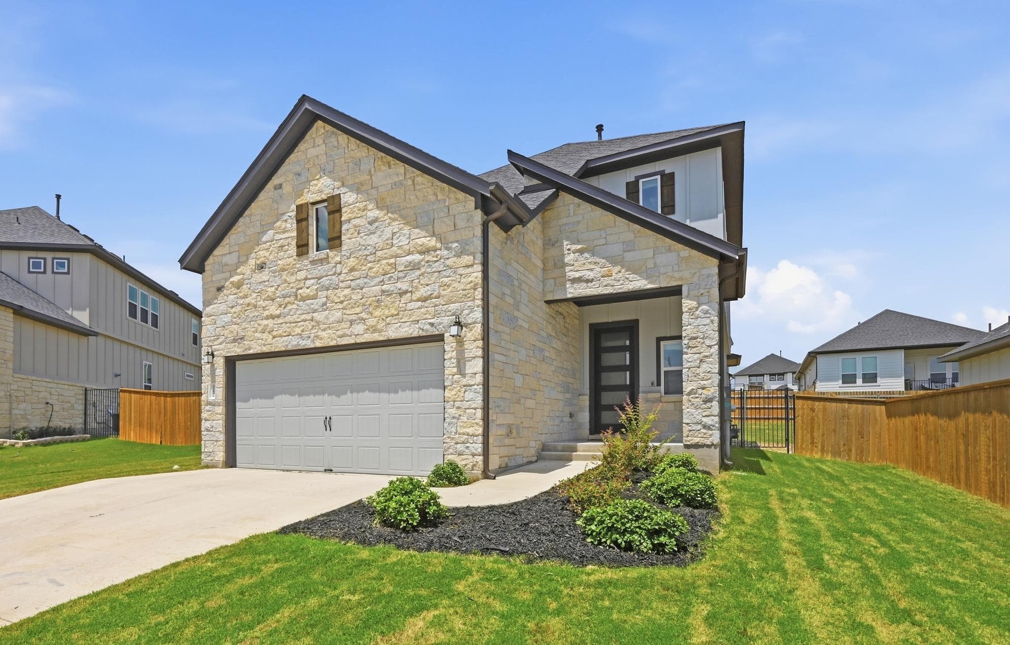 11808 Seaside Woods Dr