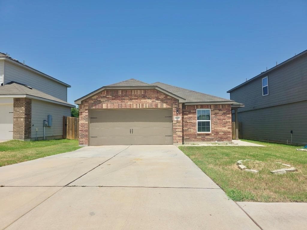 317 Riverdale Dr