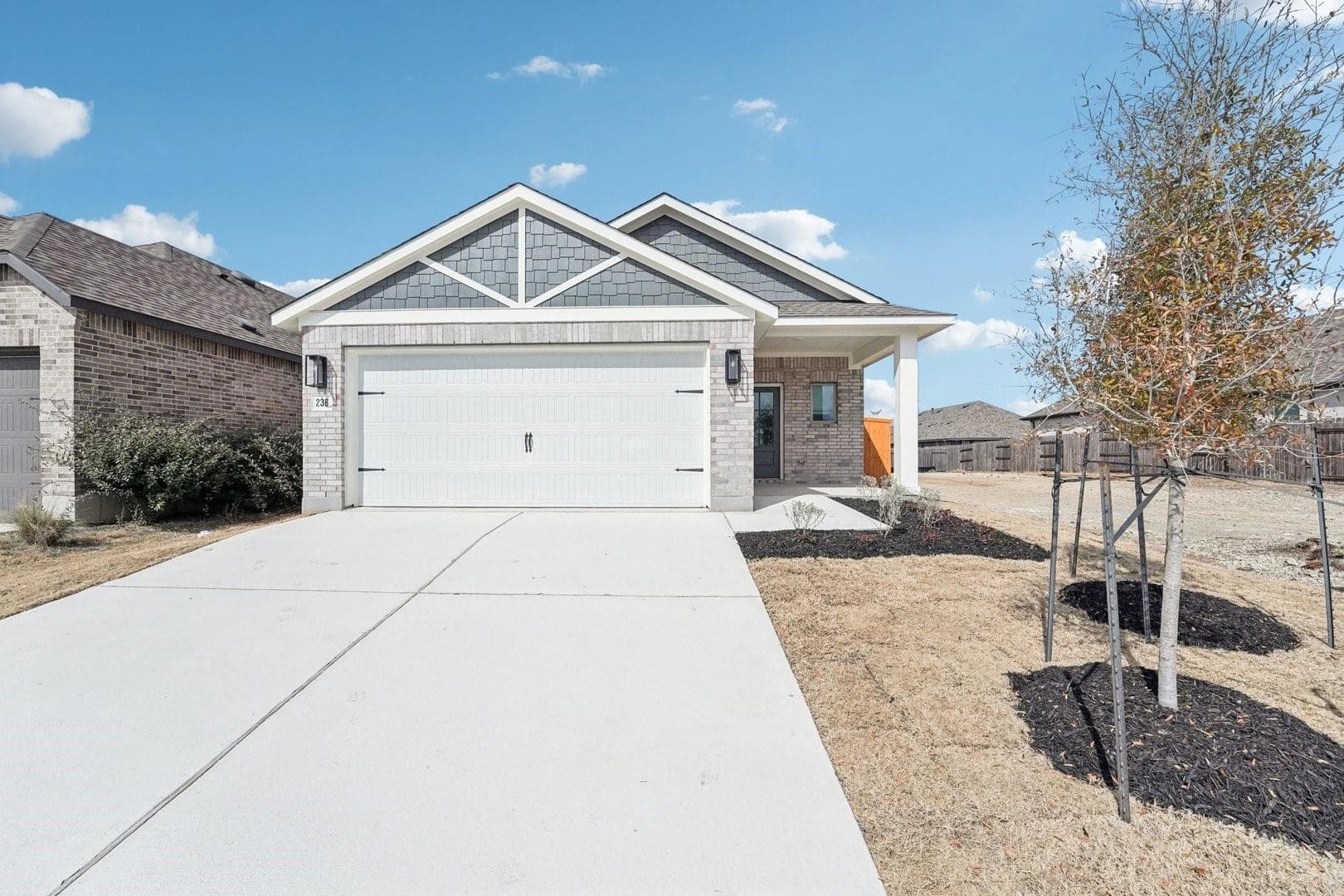 238  Bay Breeze Dr