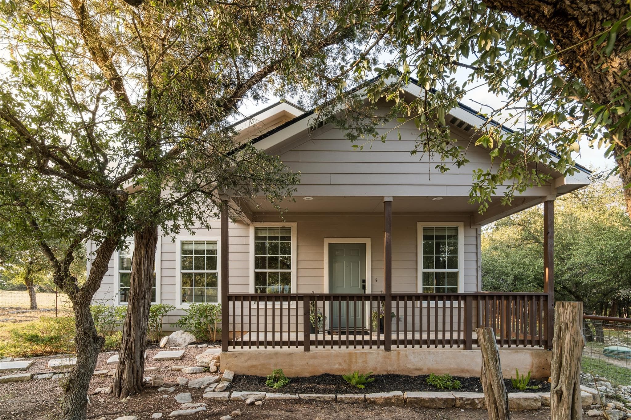 1816  Spring Valley Dr