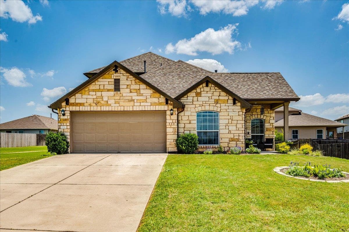 154  Screech Owl Dr